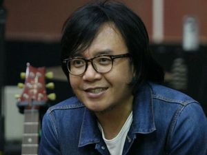 Selain Infeksi Paru, Ari Lasso Juga Sempat Alami Delirium Selain Infeksi Paru, Ari Lasso Juga Sempat Alami Delirium