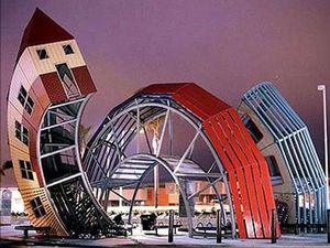 Sudah Tahu Ada Halte Bus Nyentrik Seperti Ini?