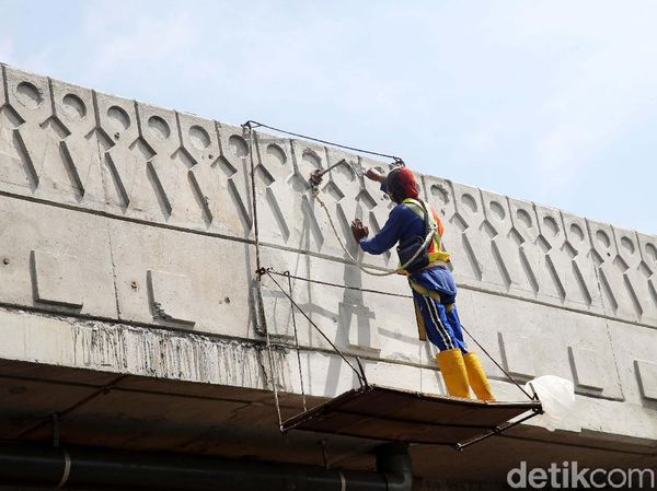 Segera Kelar, Begini Kondisi Flyover Cipinang Lontar