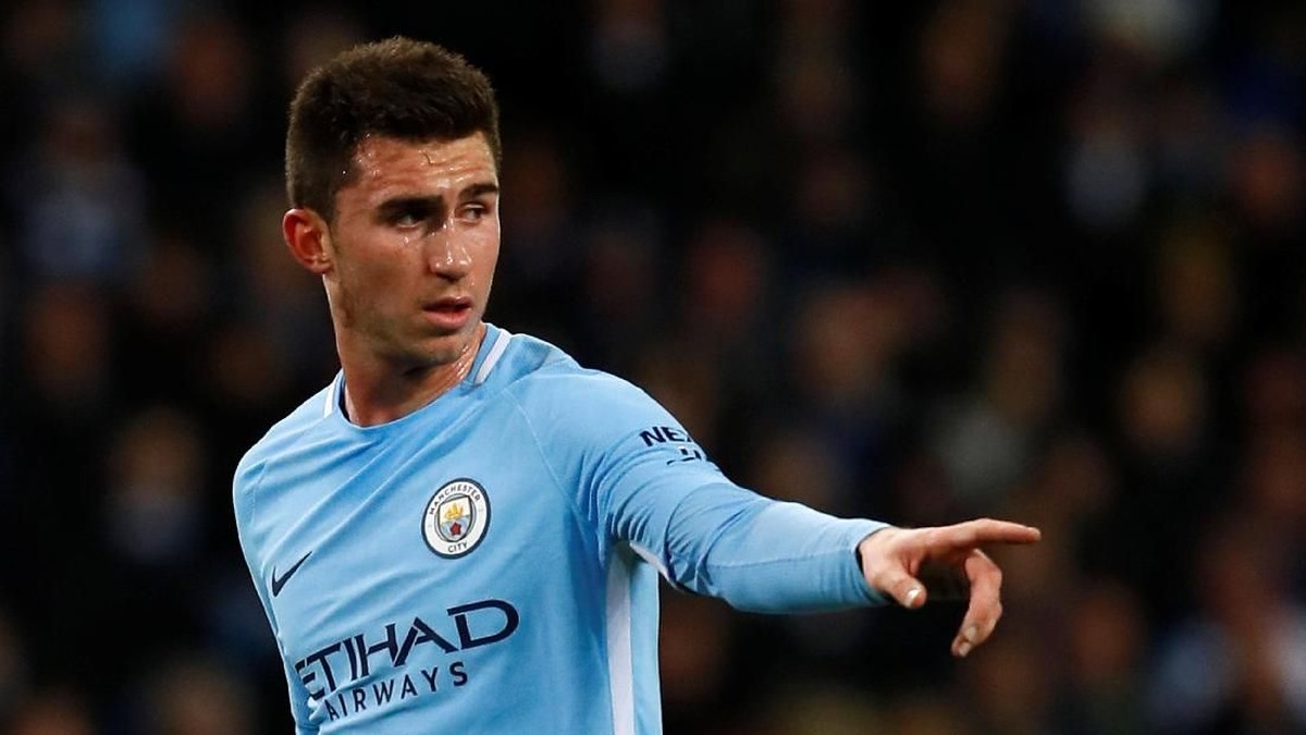 Aymeric Laporte cemburu dengan skuat Prancis yang sukses di Piala DUnia 2018. (Foto: Jason Cairnduff/Reuters)