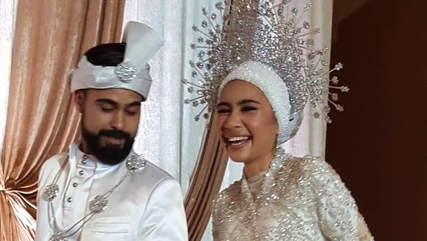 Resepsi pernikahan Yuna Zarai