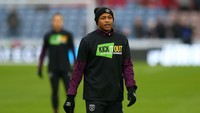 Andre Ayew. Musim dingin ini Swansea kembali merekrut Ayew yang sebelumnya sempat dilepas ke West Ham. Kabarnya ada sedikit masalah hamstring dan butuh pengecekan lebih lanjut sebelum Ayew bisa memainkan debut keduaya bersama Swansea. (Foto: Jan Kruger/Getty Images)