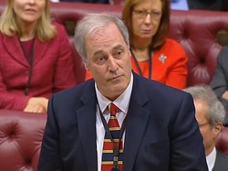 Pejabat Inggris Mundur karena Terlambat Semenit di Sesi Parlemen