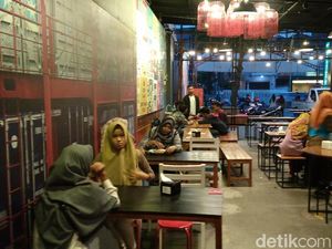 Siap-Siap! Warung di Surabaya Akan Kena Pajak