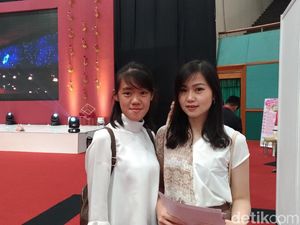 Jauh-jauh dari Tangerang, Wanita Cantik Ini Cari Perlengkapan Nikah di JCC