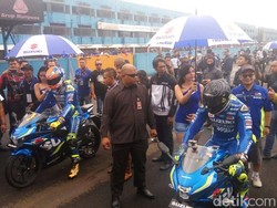Pimpin Parade Bikers Suzuki, Iannone dan Rins Sumringah