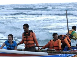 Mahasiswi UGM Tergulung Ombak di Pantai Drini Gunungkidul
