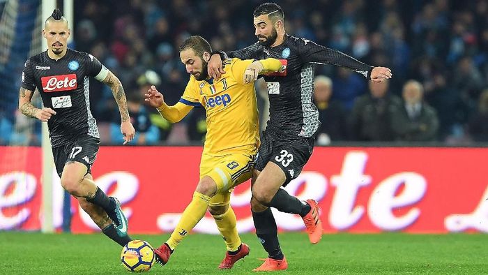 Laga antara Juventus dan Napoli di Turin bulan depan diyakini bisa jadi penentu dalam perburuan scudetto(Foto: Francesco Pecoraro/Getty Images) Laga antara Juventus dan Napoli di Turin bulan depan diyakini bisa jadi penentu dalam perburuan scudetto(Foto: Francesco Pecoraro/Getty Images)