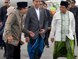 Didampingi Romi, Jokowi Resmikan Universitas Ibrahimy