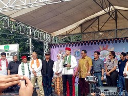 Lestarikan Ondel-ondel, Sandiaga Luncurkan OK Obe