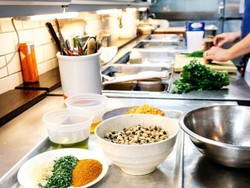 Waduh! Ternyata Ada Orang Takut Sendok dan Takut Masak (1)