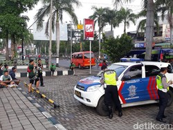 Polisi Madiun Sweeping Suporter Bola yang Kendarai Motor ke Solo