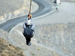 Foto: Wush! Ada Flying Fox Terpanjang Sedunia di UEA