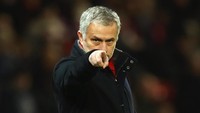Jose Mourinho menangani Chelsea dan Manchester United. Persentase kemenangannya ada di angka 63,4 persen. (Foto: Clive Mason/Getty Images)