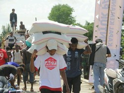 Bantuan Makanan Terus Mengalir untuk Korban Gizi Buruk di Asmat