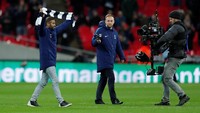 Lucas Moura. Tottenham Hotspur merekrut Lucas Moura dari PSG dan pemain asal Brasil itu sudah menyapa fans tim barunya di tengah pekan. Tapi masalah kebugaran membuat debutnya belum dapat dipastikan, dengan Spurs dijamu Liverpool pekan ini. (Foto: Andrew Couldridge/Action Images via Reuters)