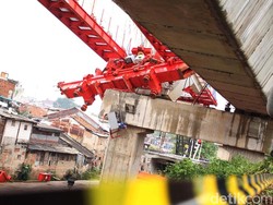 Pemeriksaan 4 Orang Terkait Crane Ambruk Dipindah ke Polres Jaktim