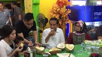 Dari yang Sederhana Sampai Makan Bersama Raja Arab, Ini Gaya Makan Presiden Jokowi