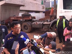 Puslabfor Lanjutkan Pemeriksaan Crane Jatuh di Jatinegara Besok