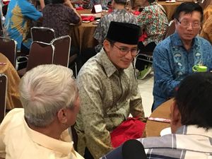 Sandiaga Minta Wakil Perhimpunan Tionghoa Jadi Trainer OK OCE Sandiaga Minta Wakil Perhimpunan Tionghoa Jadi Trainer OK OCE