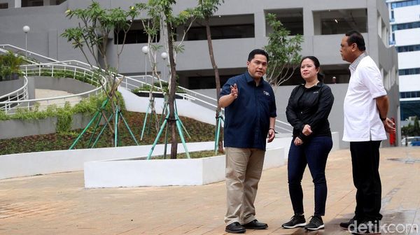 Bergaya Kasual, Menko Puan Tinjau Wisma Atlet Kemayoran untuk Asian Games