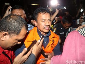 Nyono Diberhentikan, Golkar Segera Tetapkan Plt Ketua DPD Jatim Nyono Diberhentikan, Golkar Segera Tetapkan Plt Ketua DPD Jatim