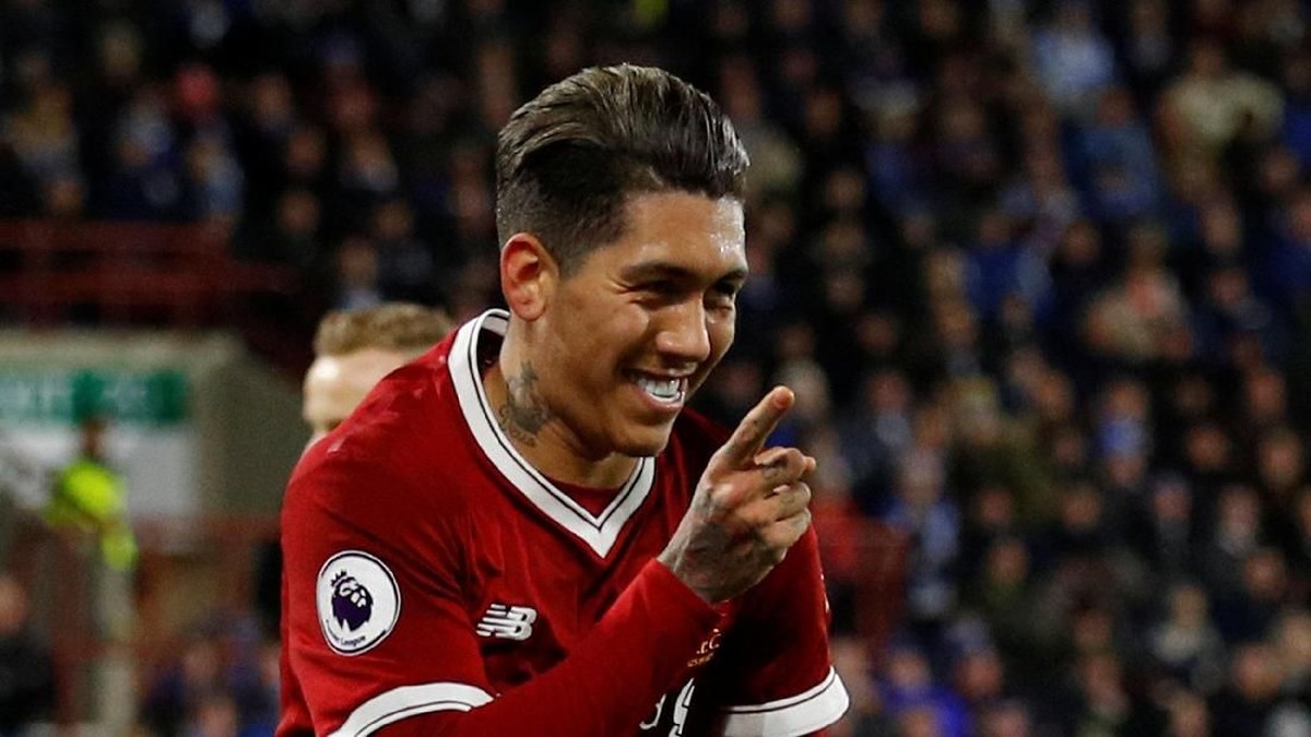 Roberto Firmino dianggap pantas dapat kontrak baru di Liverpool (Foto: Phil Noble/Reuters)
