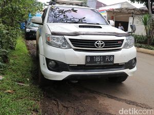 Pakai Pelat B Keliling Asia-Eropa Bikin Polisi Eropa Penasaran