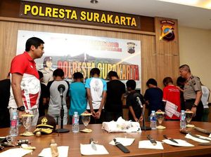 Kapolda Jateng dan Ketua SC Piala Presiden 2018 Bebaskan Bonek