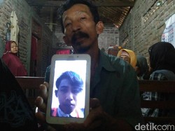 Dua Warga Purworejo Menjadi Korban Crane Ambruk di Jatinegara