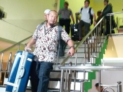3 Jam Geledah Ruang Kerja Bupati Jombang, Ini yang Dibawa KPK