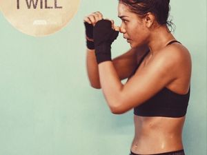 Foto: Si Hitam Manis Adinia Wirasti Berkeringat Usai Olahraga