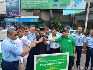 Primkopau Gandeng Grab Sediakan Taksi Online di Bandara Husein