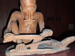 Mengenal Suku Asmat dan Tradisi Seni Ukir yang Terkenal di Dunia