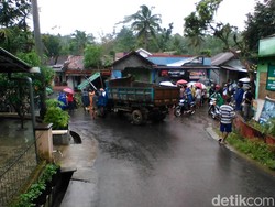 Truk Tabrak Pikap,  2 Orang Meninggal di Banyumas