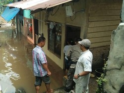 Katulampa Siaga I, Pengadegan Jaksel Tergenang Air sampai 30 Cm
