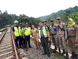 Longsor di 2 Titik, KA Sukabumi-Bogor Berhenti Beroperasi