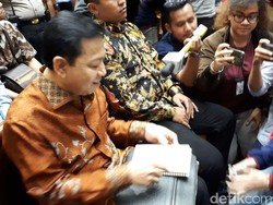 Setya Novanto soal OTT Bupati Jombang: Lebih Baik Mundur