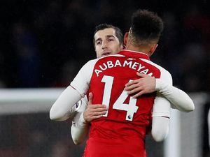 Telepon-teleponan Aubameyang dan Mkhitaryan Sebelum Gabung Arsenal