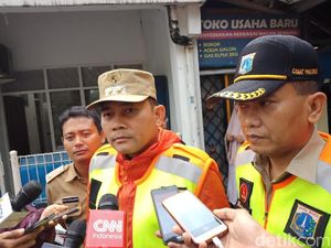Pemkot Jaksel Siapkan Tempat Pengungsian Korban Banjir Rawajati