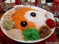 Rayakan Imlek, Ada Yee Sang Bertabur Black Truffle dan Emas di Table8