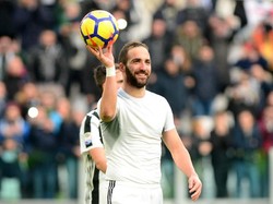 Hat-trick Pertama Higuain untuk Juventus