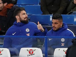 Giroud Tolak Dortmund, Sevilla, dan Roma demi Chelsea