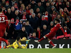 Liverpool malah unggul di menit ke-90+1. Salah melakukan aksi gemilang untuk membobol gawang Hugo Lloris. (Foto: Andrew Yates/Reuters)