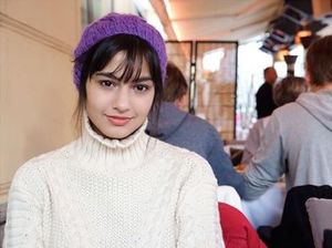 Cantiknya Putri Tiri Bunga Zainal Bikin Jatuh Hati