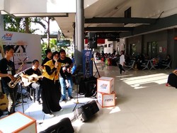 Jazzy Station, Saat Musik Jazz Manjakan Penumpang Kereta Api