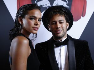 10 Alasan Pesepakbola Jadi Magnet Wanita Cantik 10 Alasan Pesepakbola Jadi Magnet Wanita Cantik