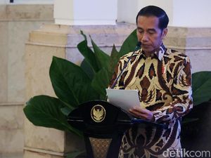 Jokowi: Di Era Melimpahnya Misinformasi, Pers Makin Diperlukan