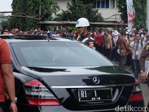 Jokowi Disambut Antusias Para Siswa di Rembuk Nasional Pendidikan