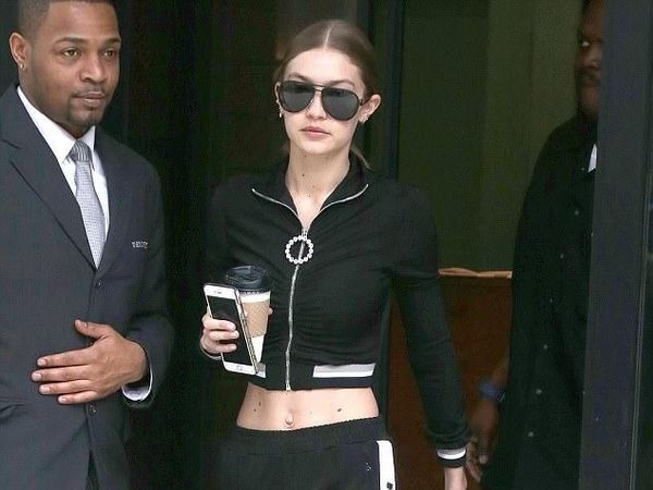Gaya Syahrini hingga Gigi Hadid Pakai Celana Puluhan Juta yang Lagi Tren